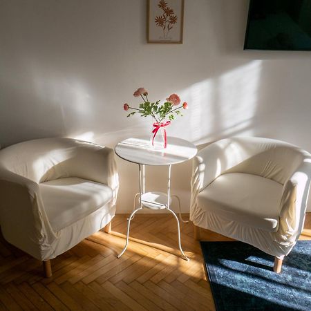 Quiet Apartment Near Buda Castle Boedapest Buitenkant foto