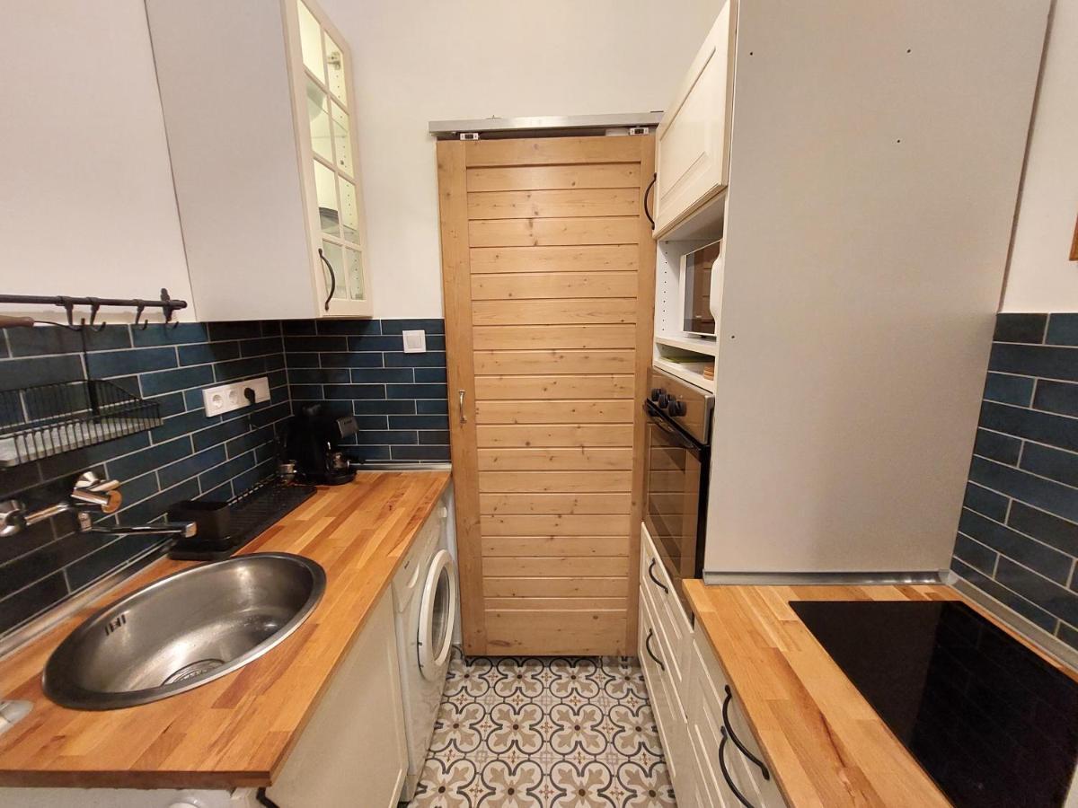 Quiet Apartment Near Buda Castle Boedapest Buitenkant foto