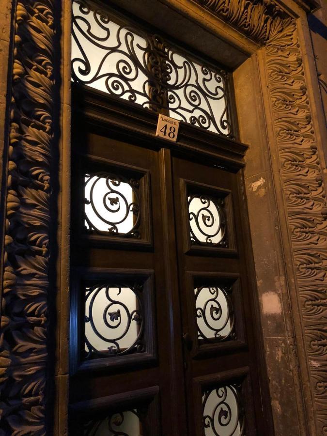 Quiet Apartment Near Buda Castle Boedapest Buitenkant foto